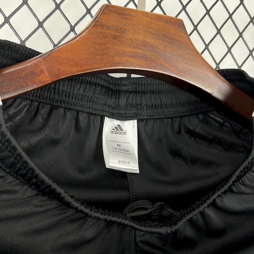 Alemania 2026 Pantalón Negro — detalle