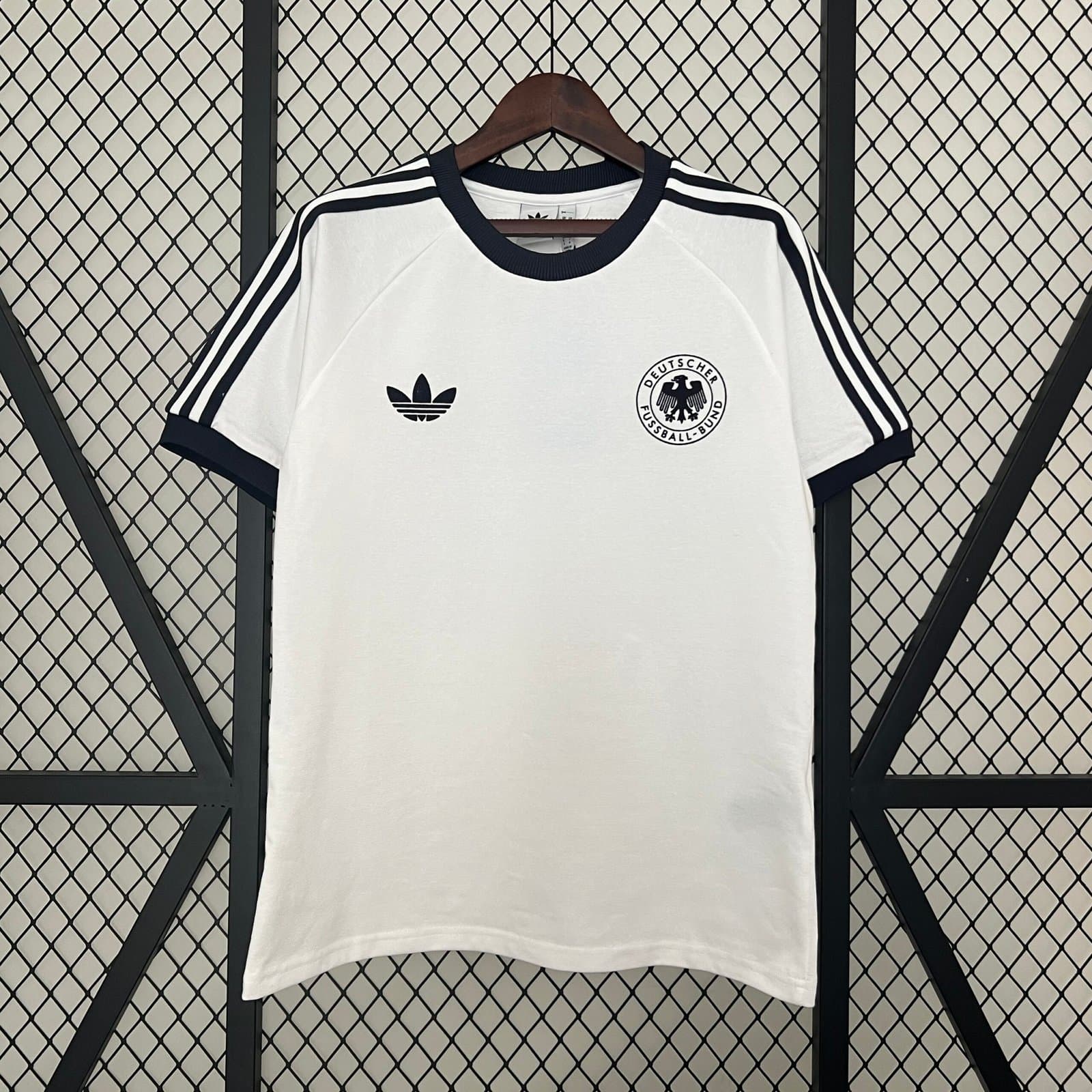 Alemania Ed. Especial Retro 2 — vista frontal