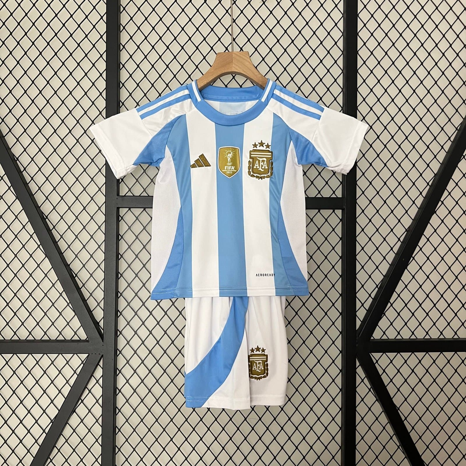Argentina 2024 Niño 1ª Eq. — vista frontal