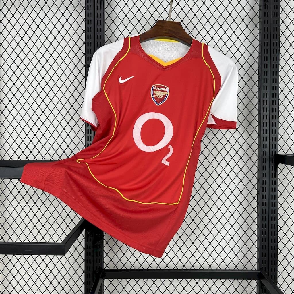 Arsenal 2004/05 1a Eq. — vista frontal