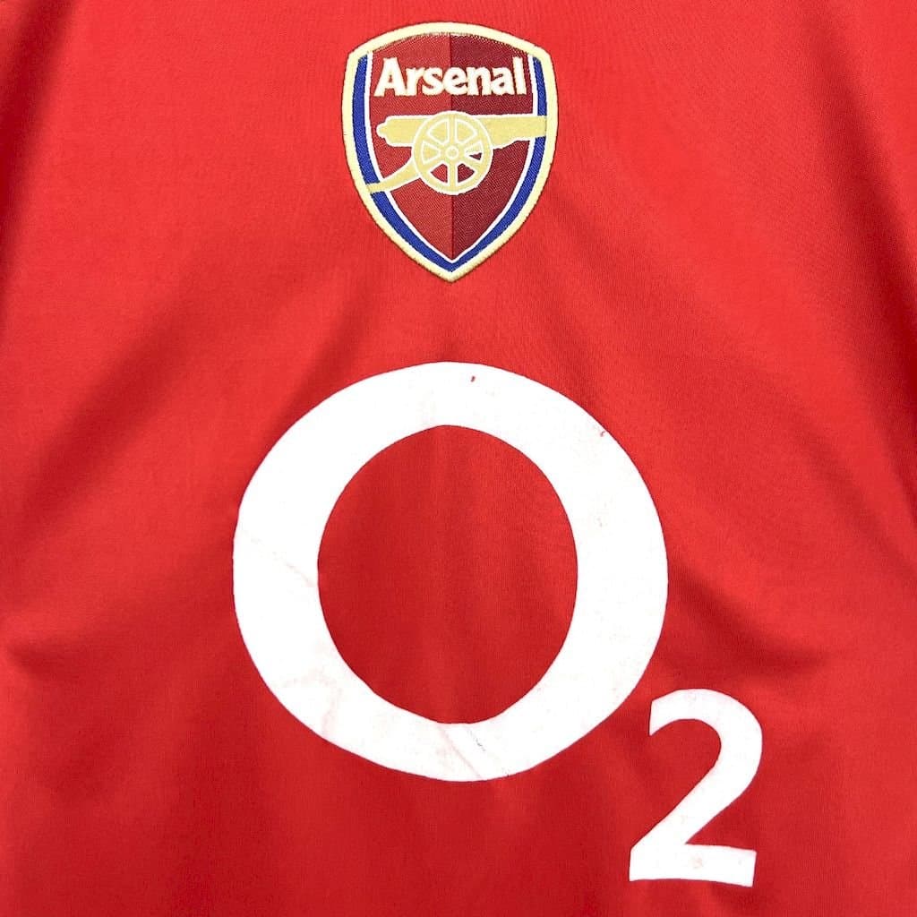 Arsenal 2004/05 1a Eq. — vista trasera
