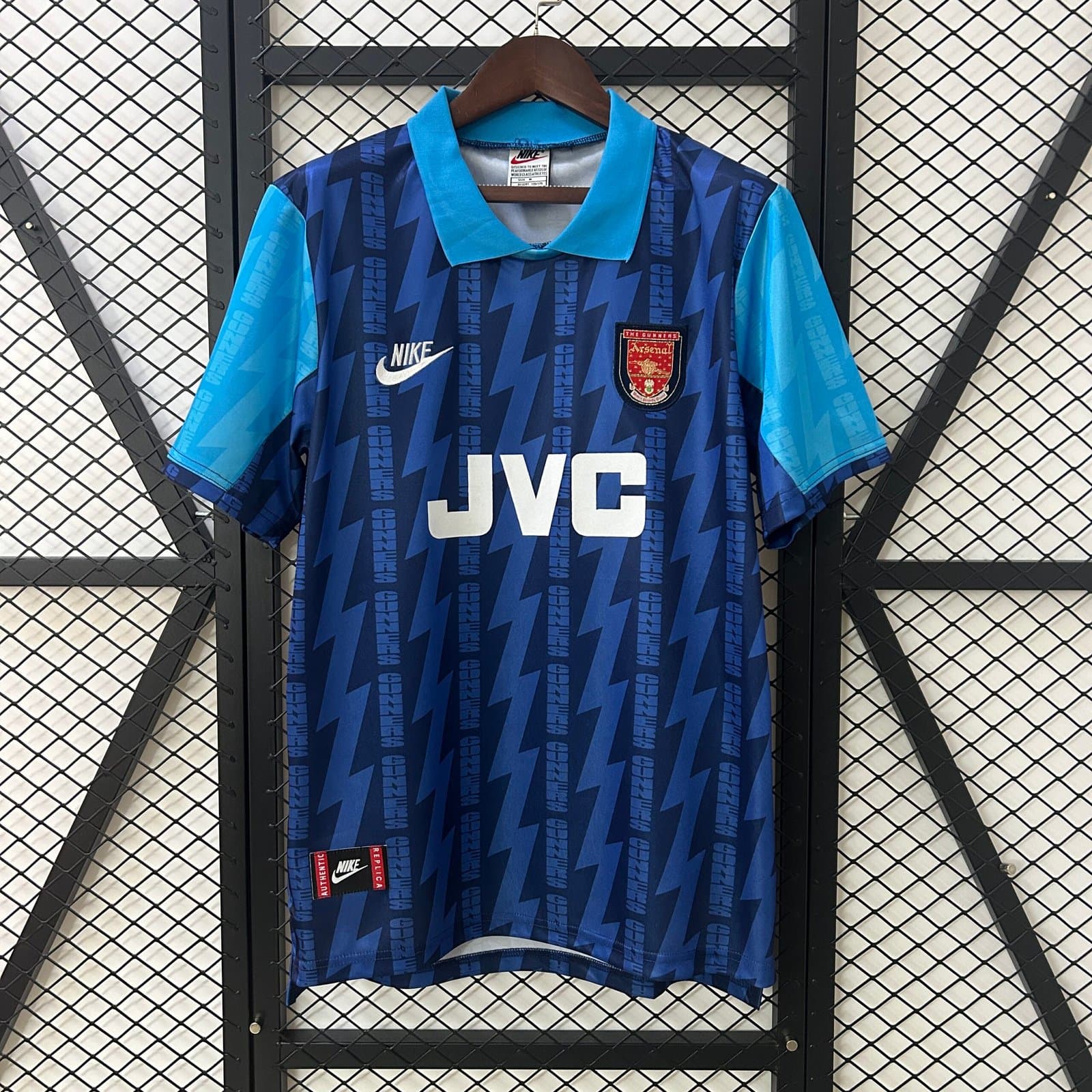 Arsenal 1994/95 2a Eq. — vista frontal