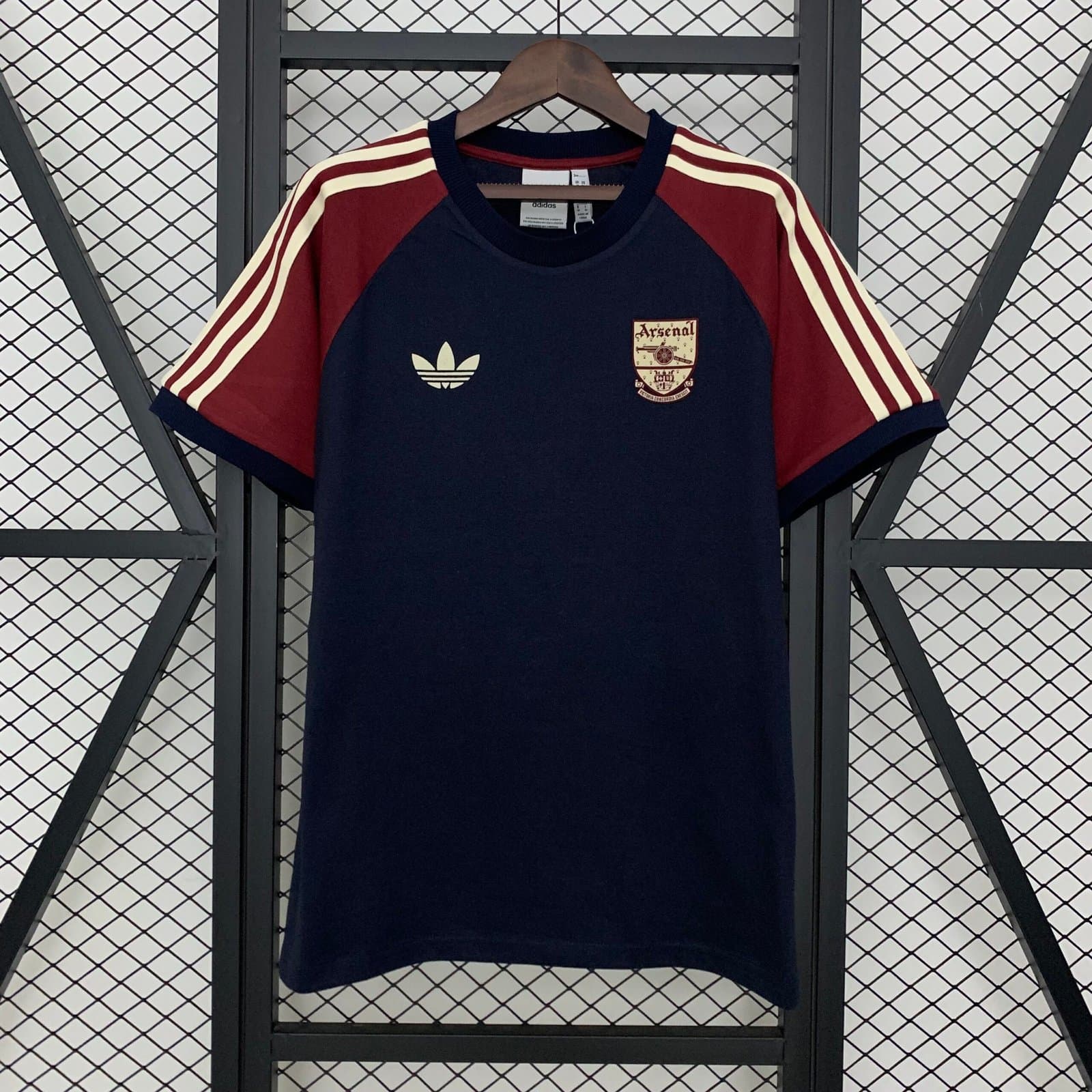 Arsenal Ed. Especial Retro — vista frontal