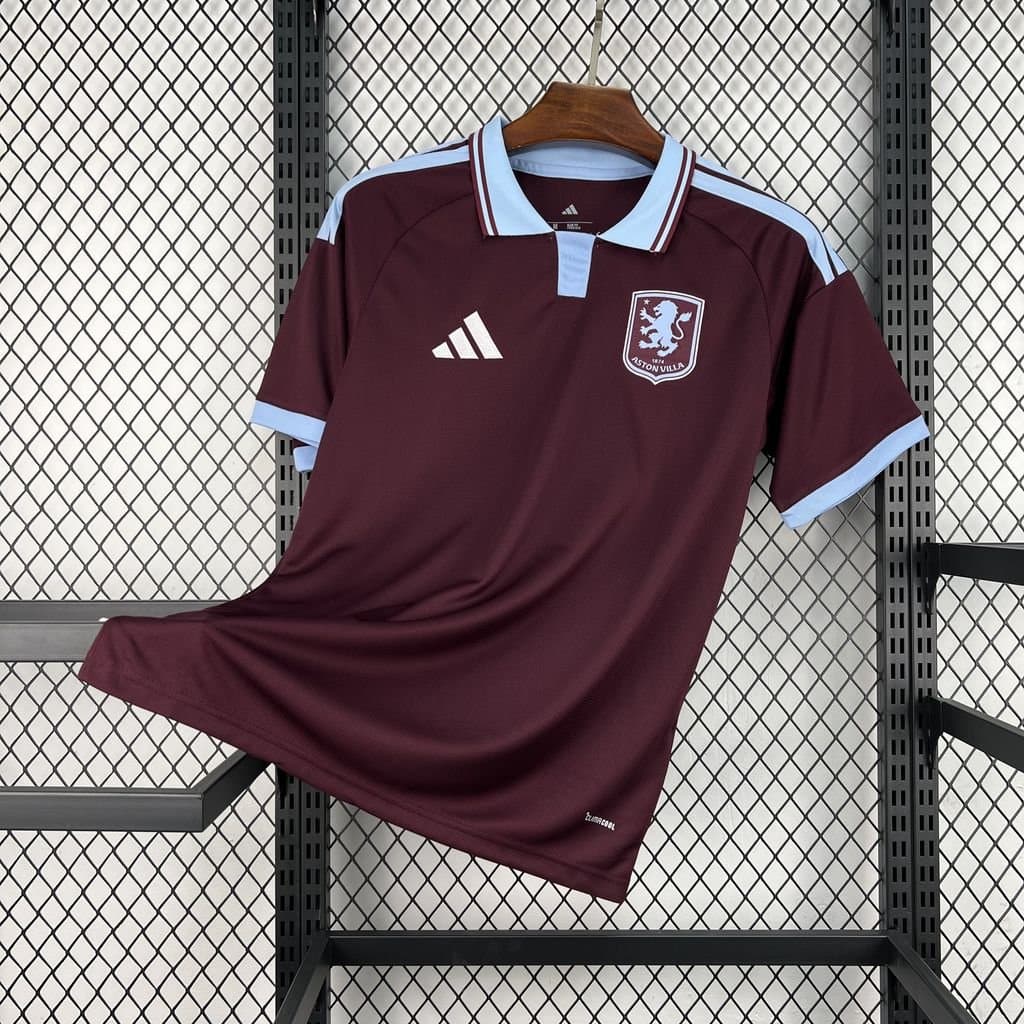 Aston Villa 2026/27 1a Eq. — vista frontal