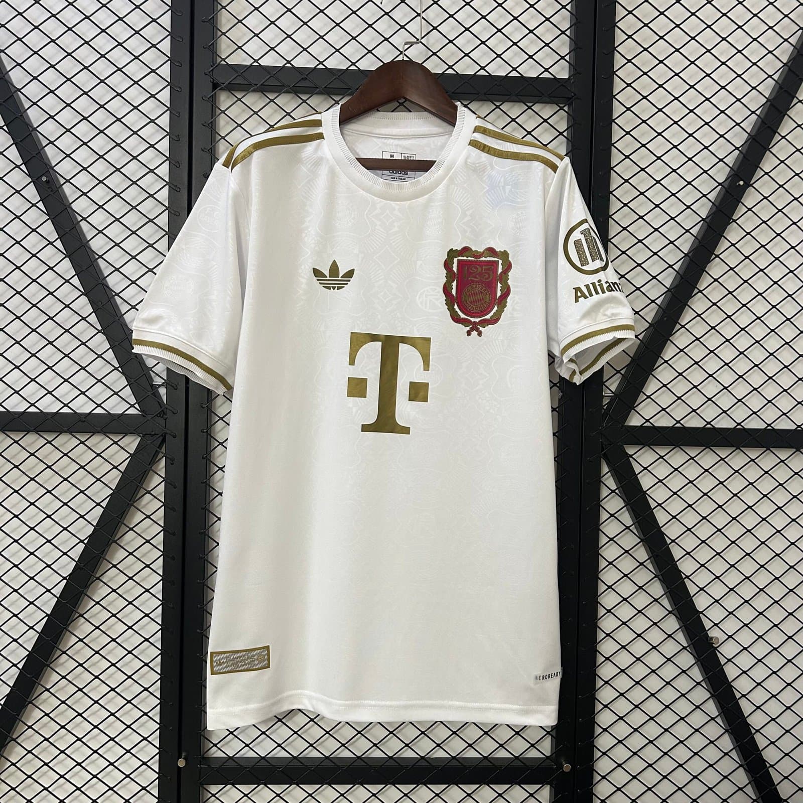 Bayern Múnich Ed. 125 Aniversario 2a Eq. — vista frontal