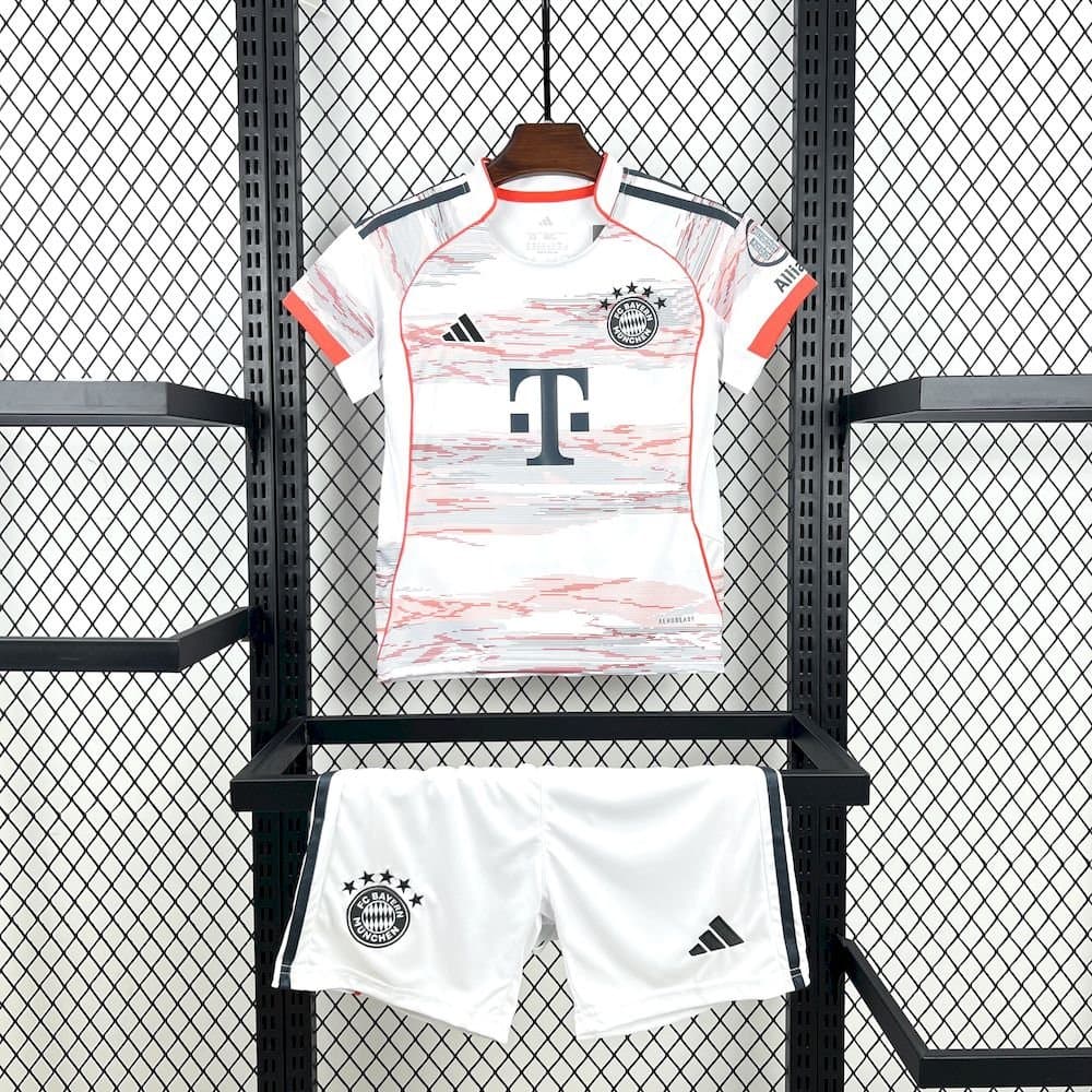 Bayern Múnich 2025/26 2a Eq. Niño — vista frontal