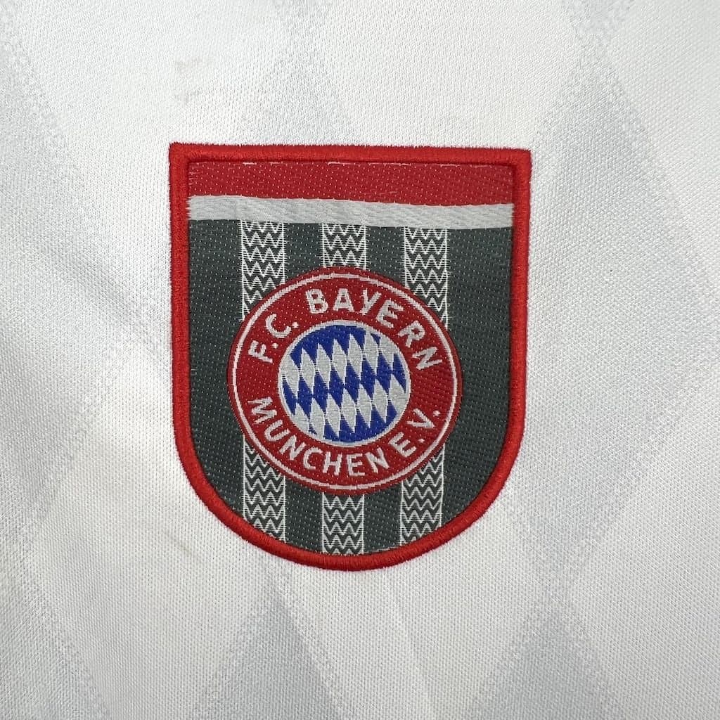 Bayern Múnich 1995/96 2a Eq. — vista trasera