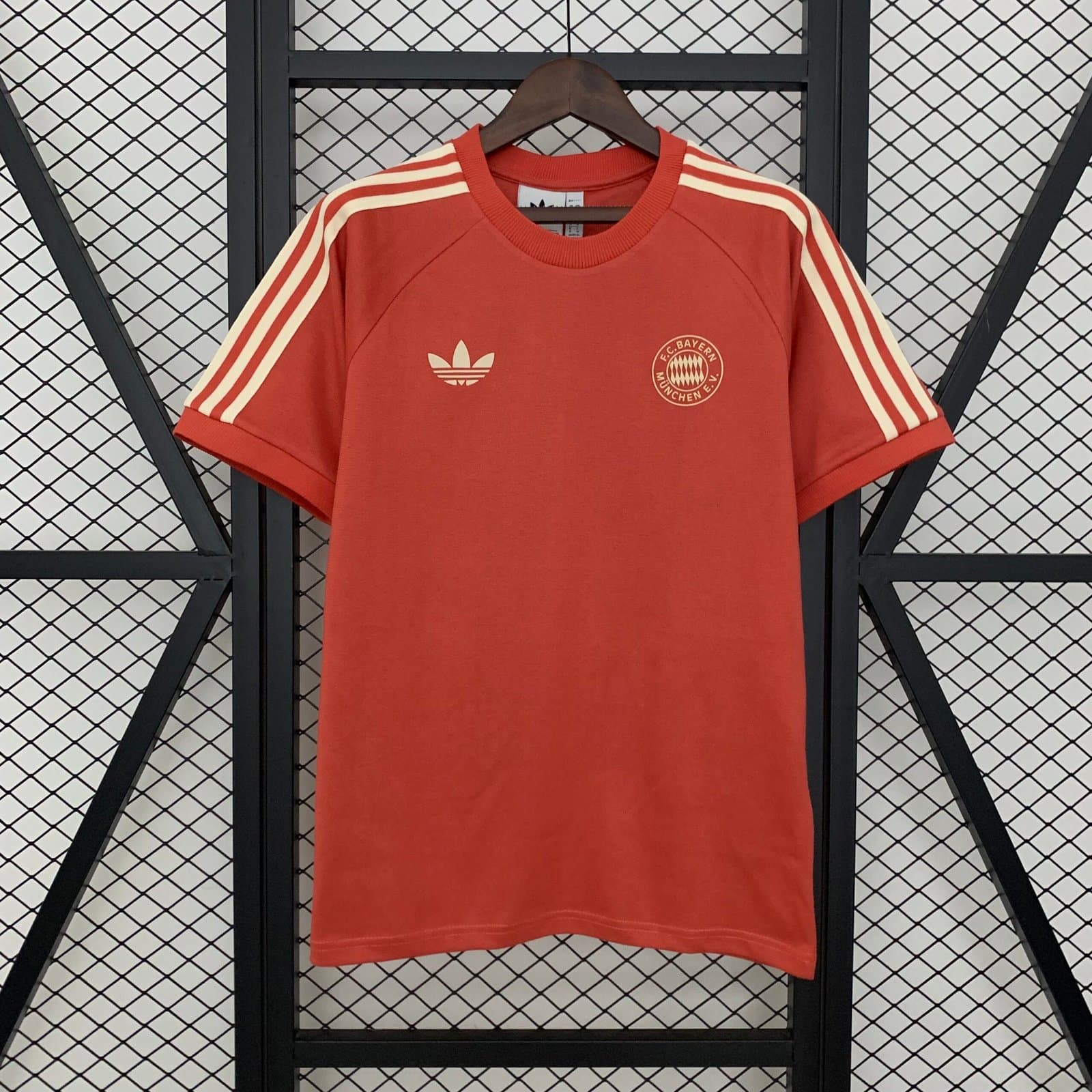 Bayern Múnich Ed. Especial Retro — vista frontal