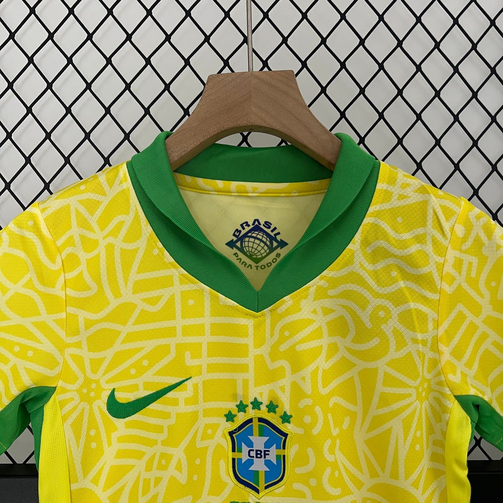 Brasil 2024 Niño 1ª Eq. — vista trasera