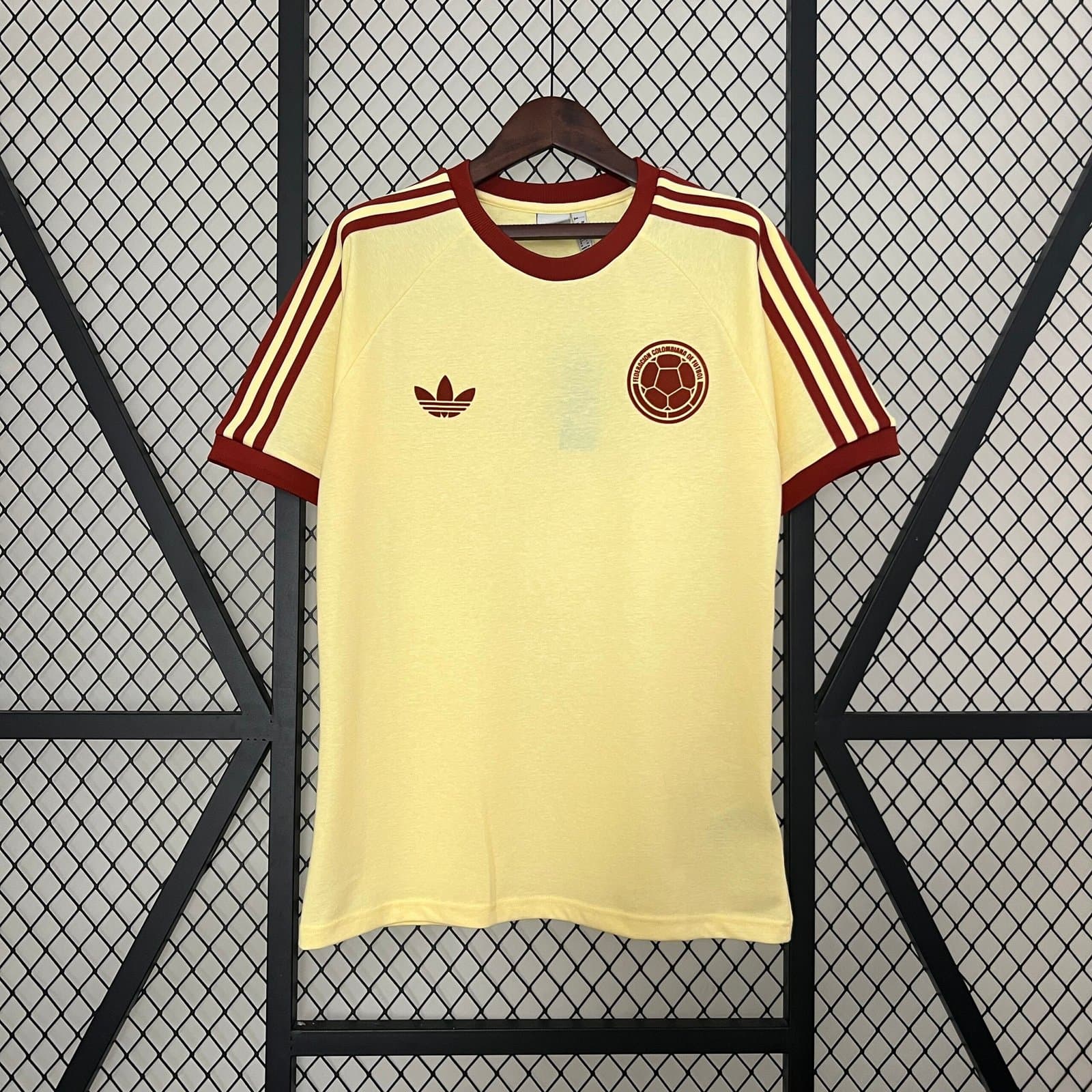 Colombia Ed. Especial Retro — vista frontal