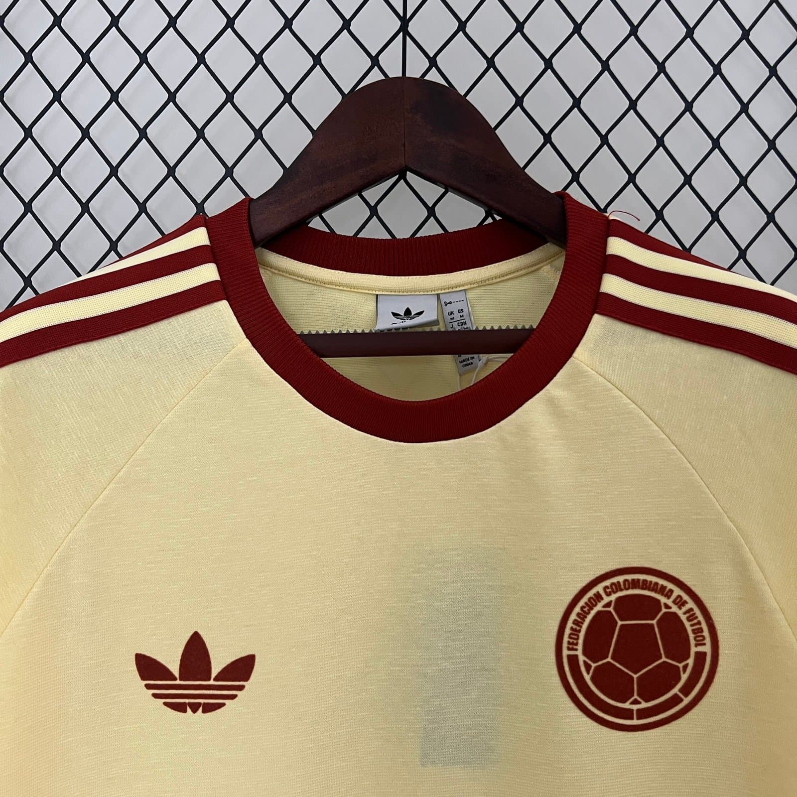 Colombia Ed. Especial Retro — vista trasera