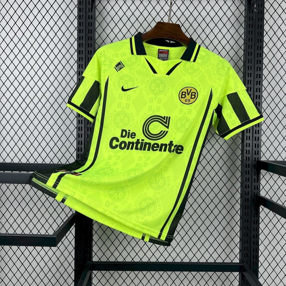 Borussia Dortmund 1996/97 1ª Eq. — vista frontal