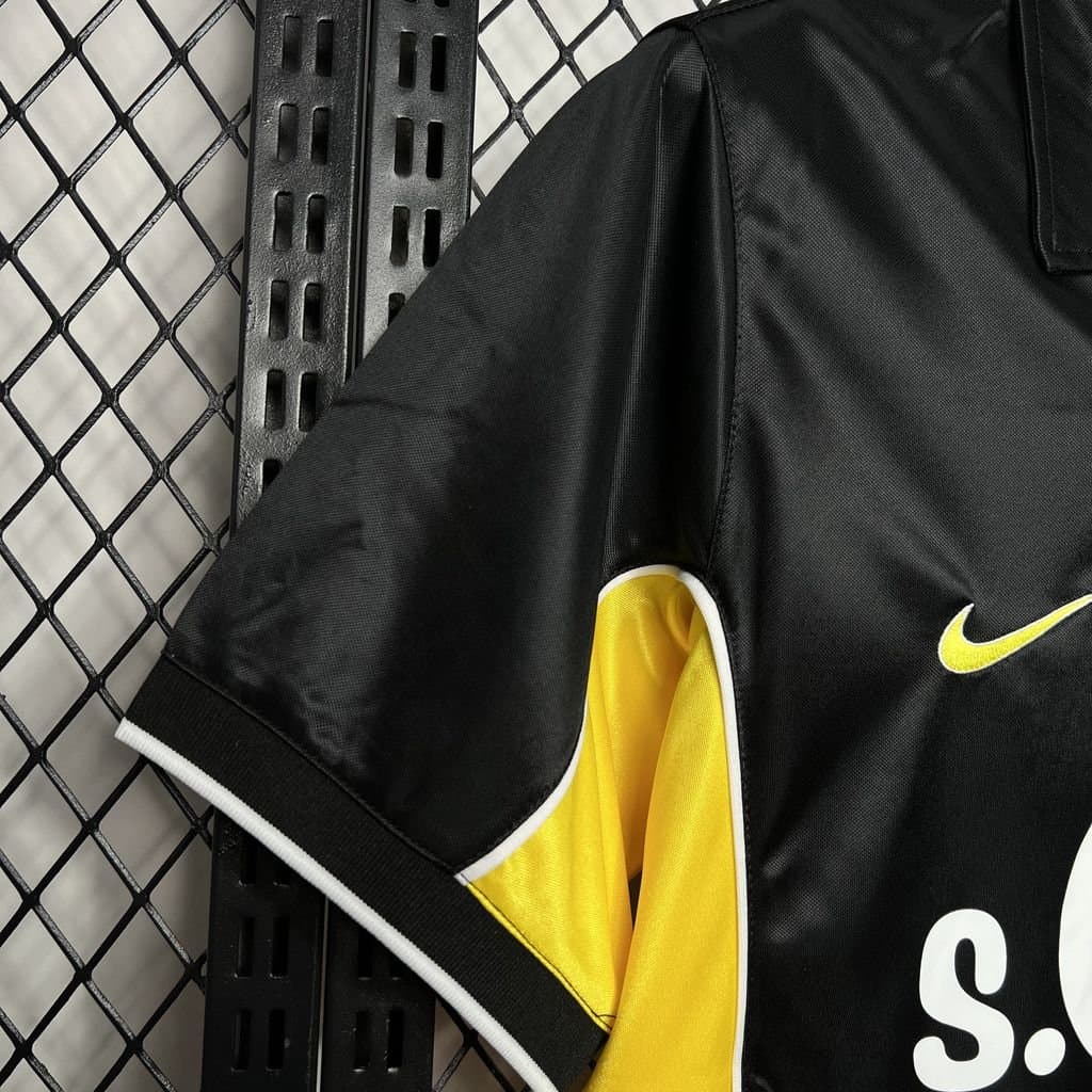 Borussia Dortmund 1998/00 2a Eq. — detalle