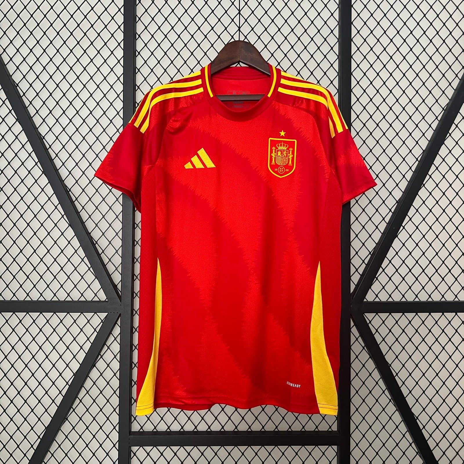 España 2024 1a Eq. — vista frontal