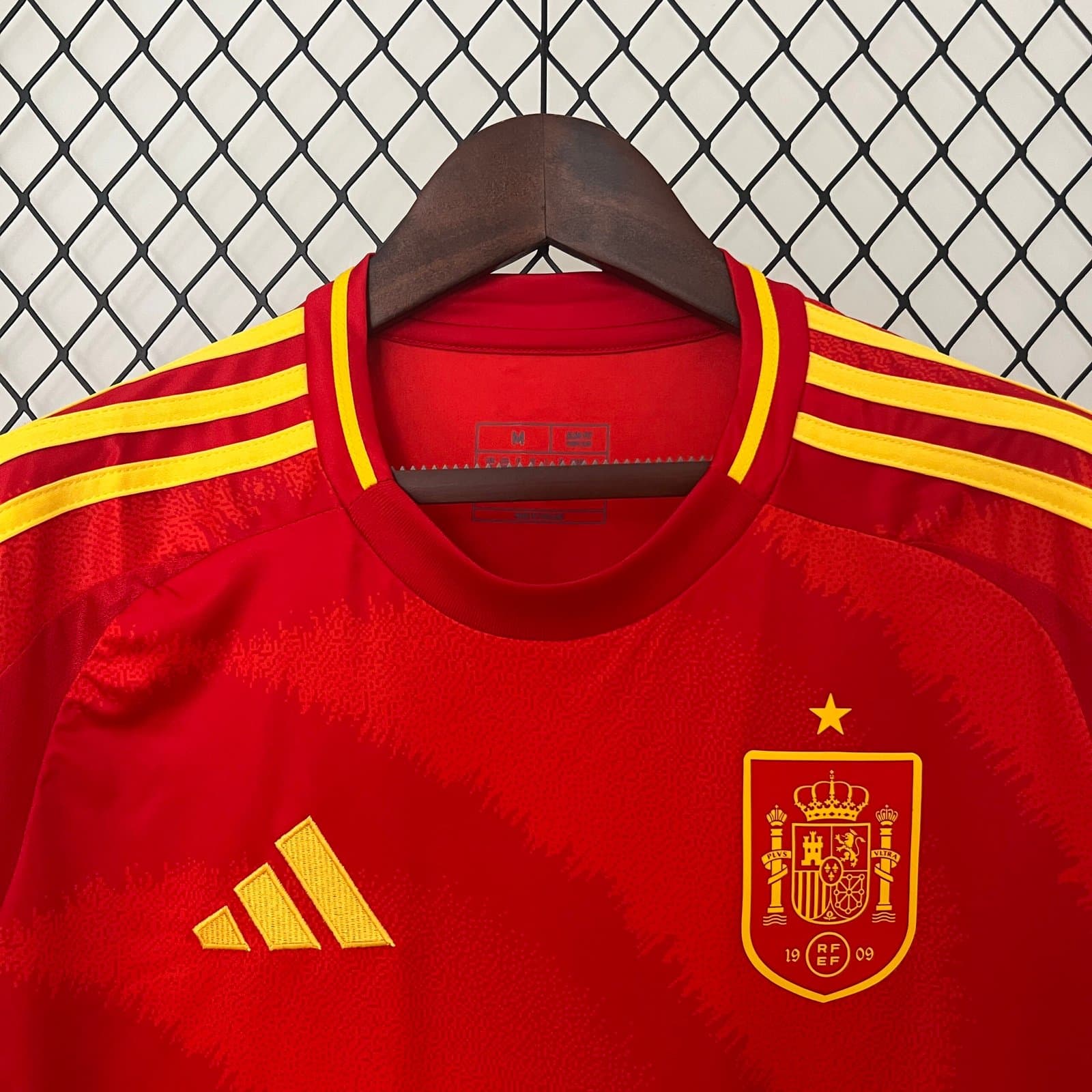 España 2024 1a Eq. — vista trasera