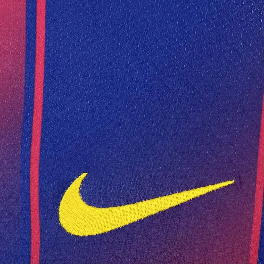 FC Barcelona 2025/26 1a Eq. Ed. Olivia Rodrigo — detalle