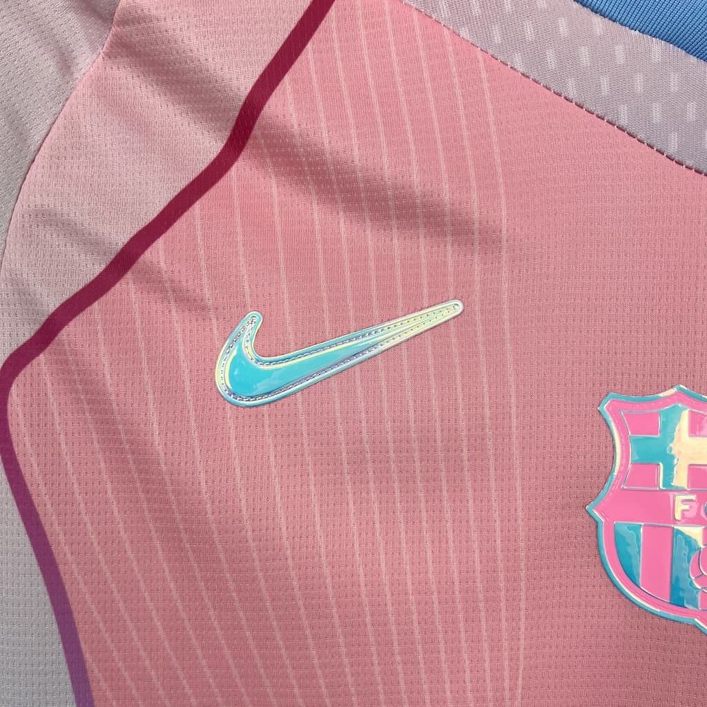 FC Barcelona 2025/26 Ed. Especial Rosa — detalle