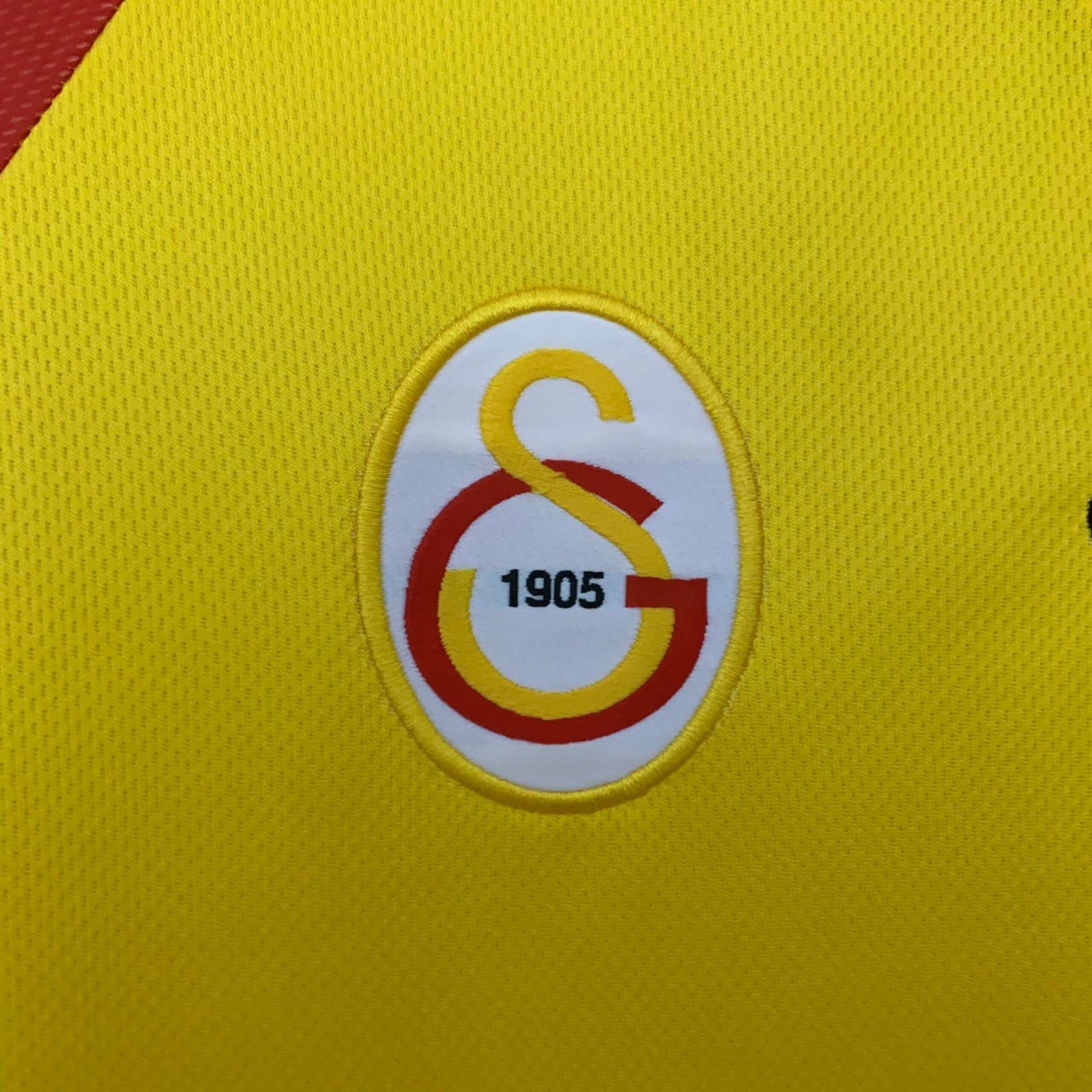 Galatasaray 1998/99 1a Eq. — detalle