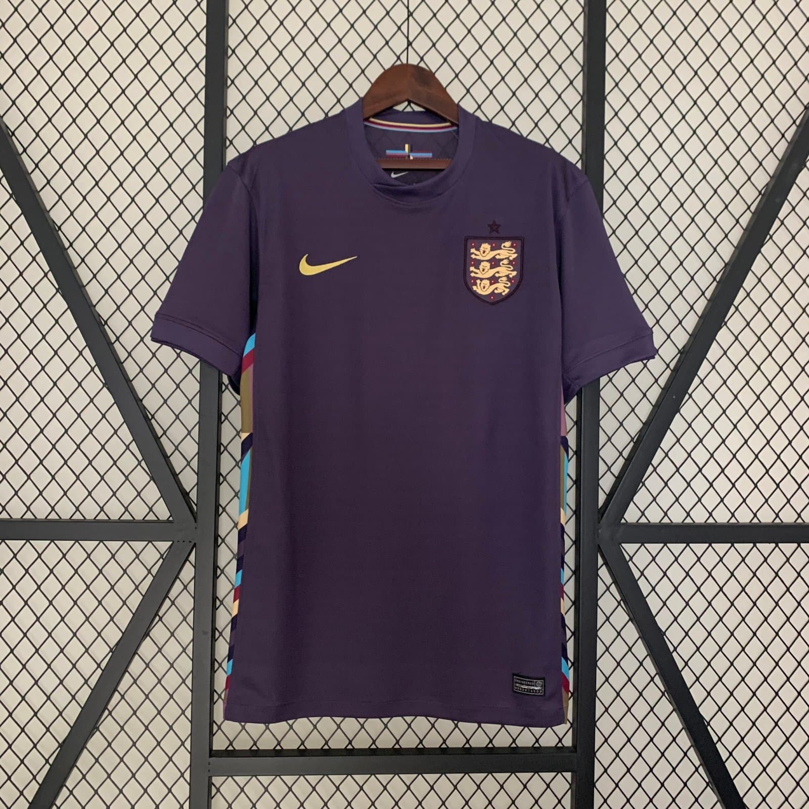 Inglaterra 2024 2a Eq. — vista frontal