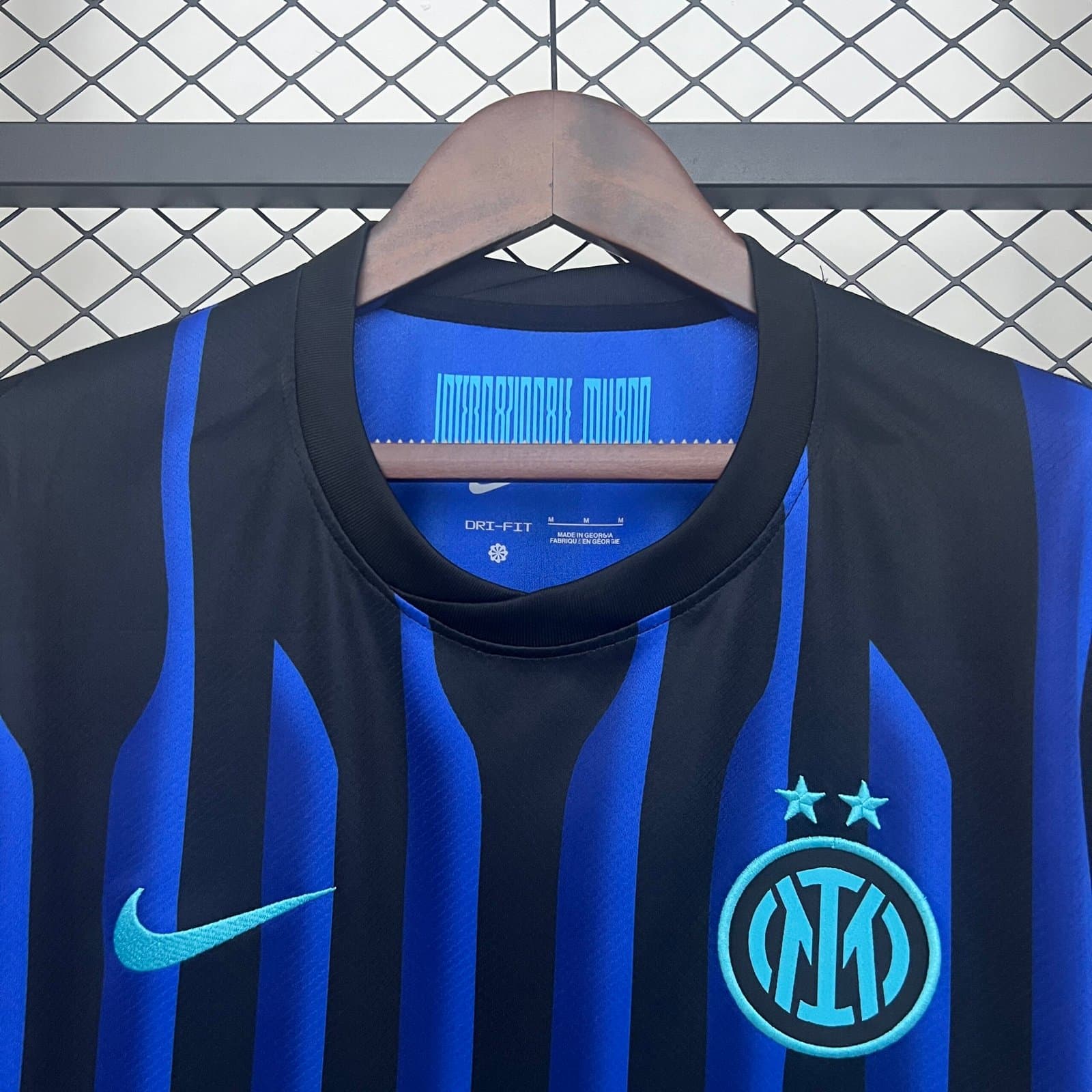 Inter de Milán 2025/26 1a Eq. — vista trasera