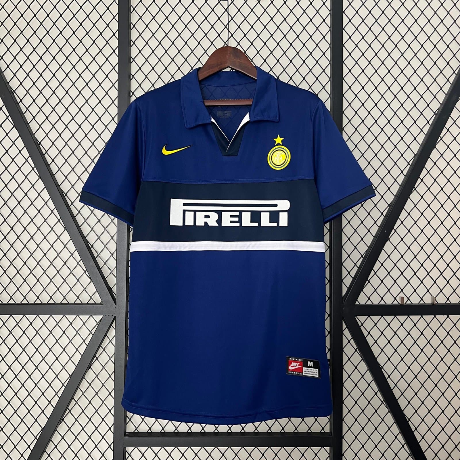 Inter de Milán 1998/99 3a Eq. — vista frontal