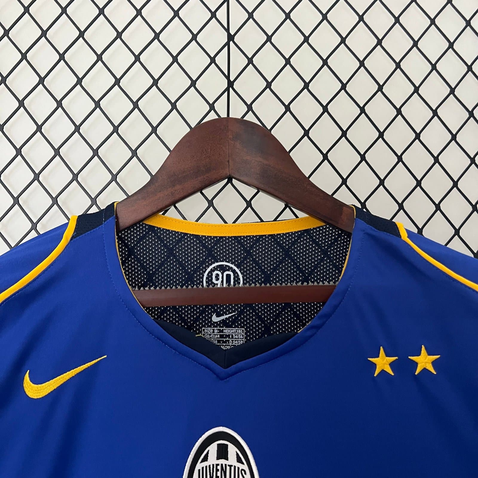 Juventus 2004/05 2a Eq. — vista trasera