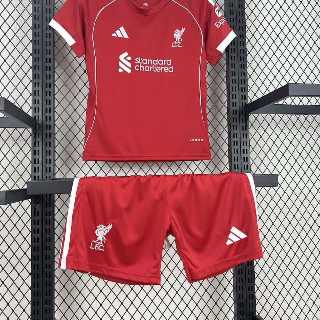 Liverpool 2025/26 1a Eq. Niño — vista trasera