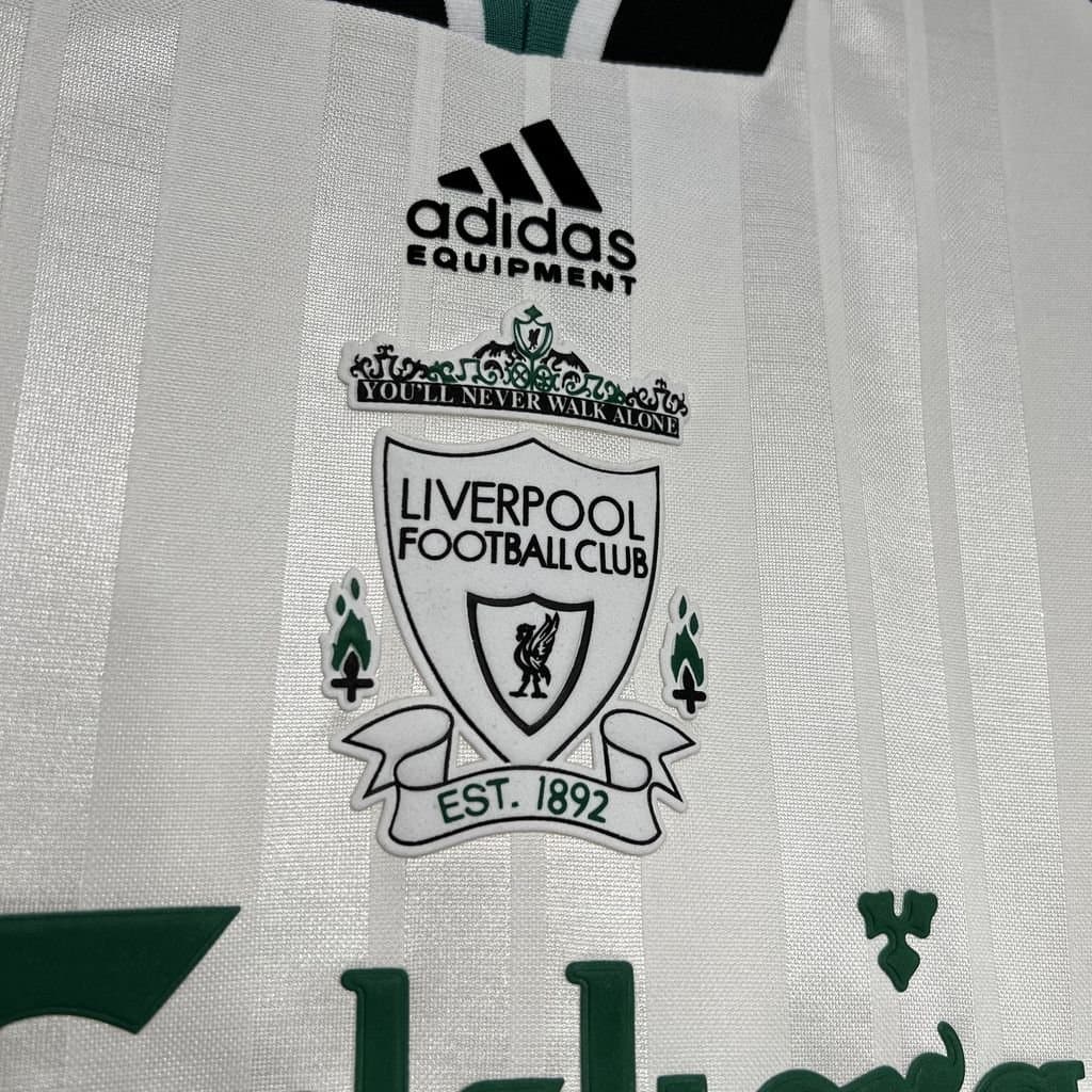 Liverpool 1993/95 2a Eq. — vista trasera