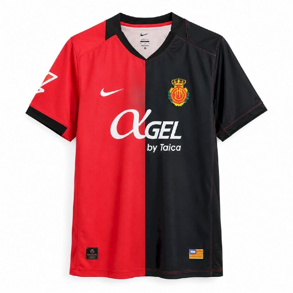Real Mallorca 2026/27 1a Eq. — vista frontal