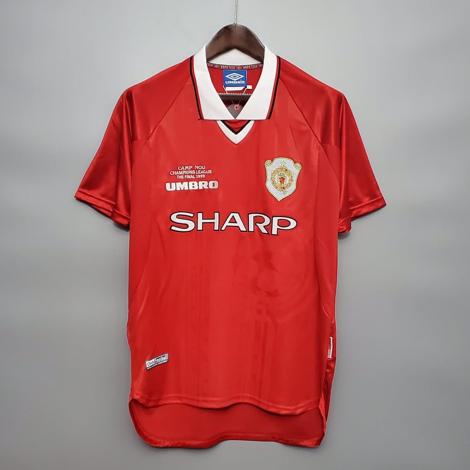 Man. United 1998/99 1a Eq. — vista frontal