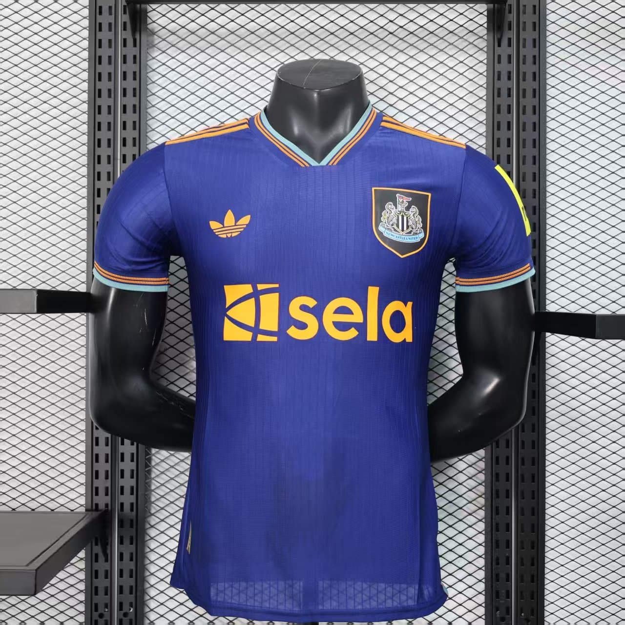 Newcastle 2025/26 3a Eq. (Ed. Jugador) — vista frontal