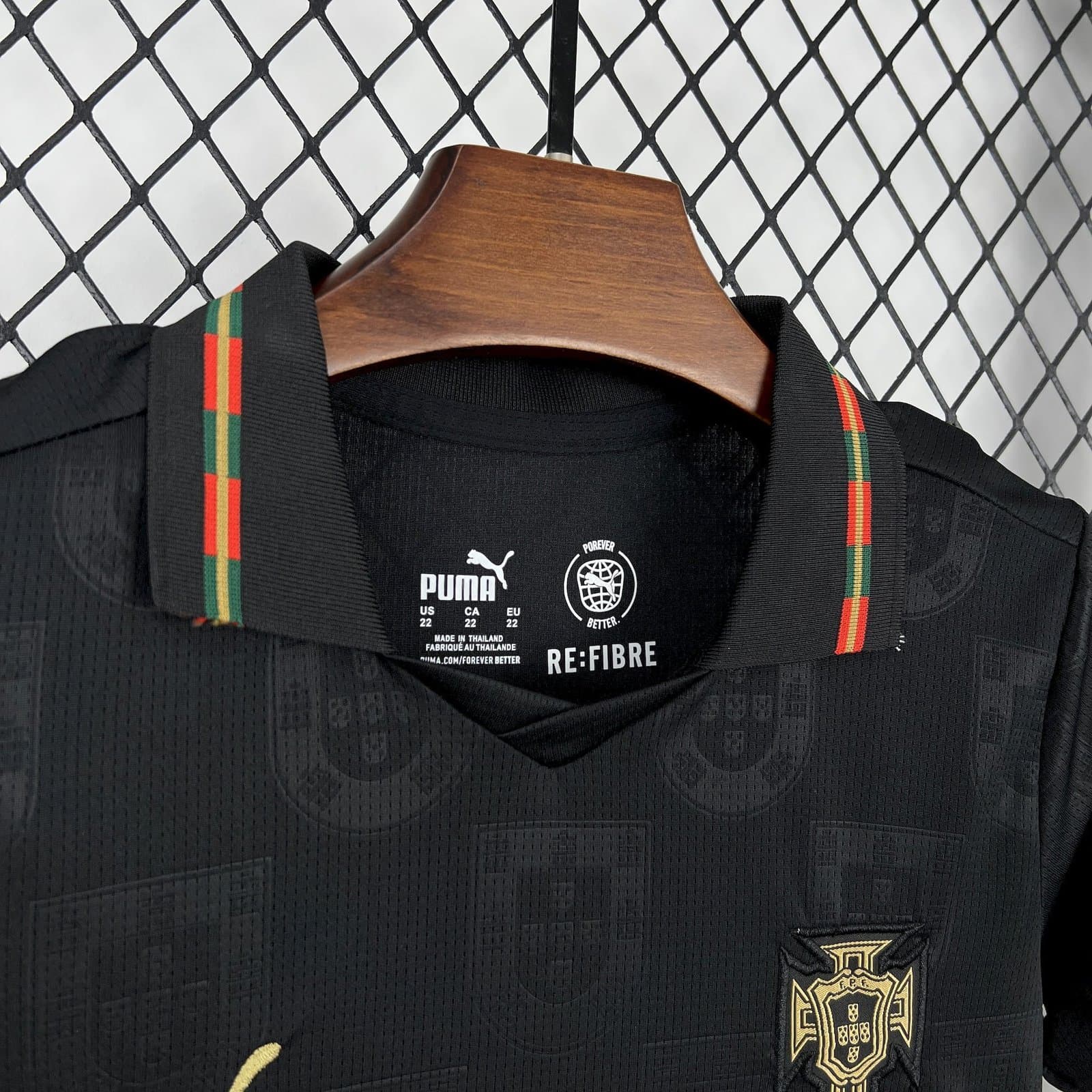 Portugal 2026 Ed. Especial Pantera Eq. Niño — vista trasera