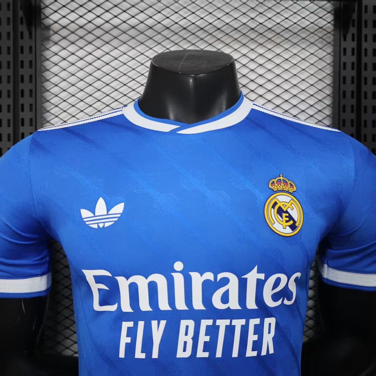 Real Madrid 2025/26 3a Eq. (Ed. Jugador) — vista trasera
