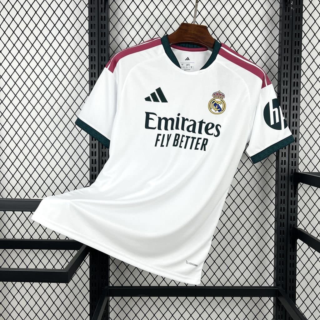 Real Madrid 2026/27 1a Eq. — vista frontal
