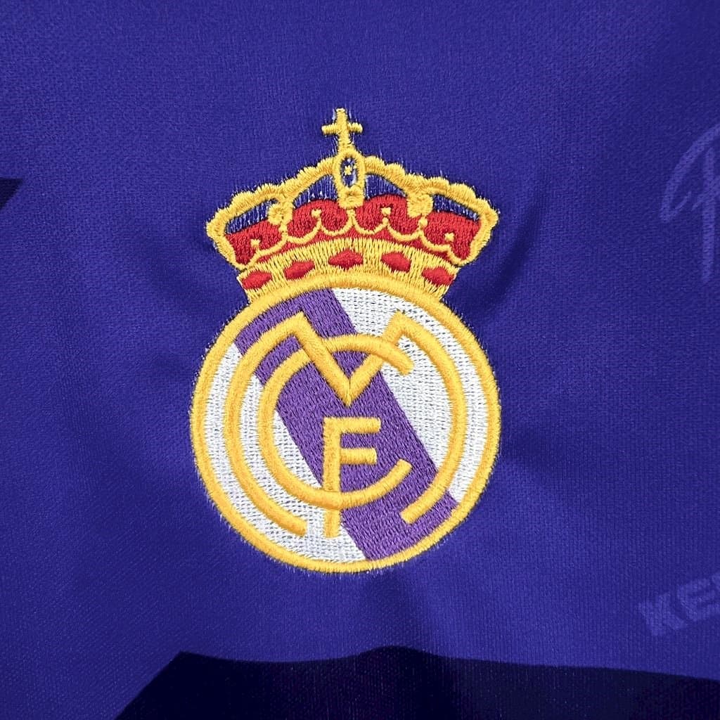Real Madrid 1994/96 2a Eq. — vista trasera