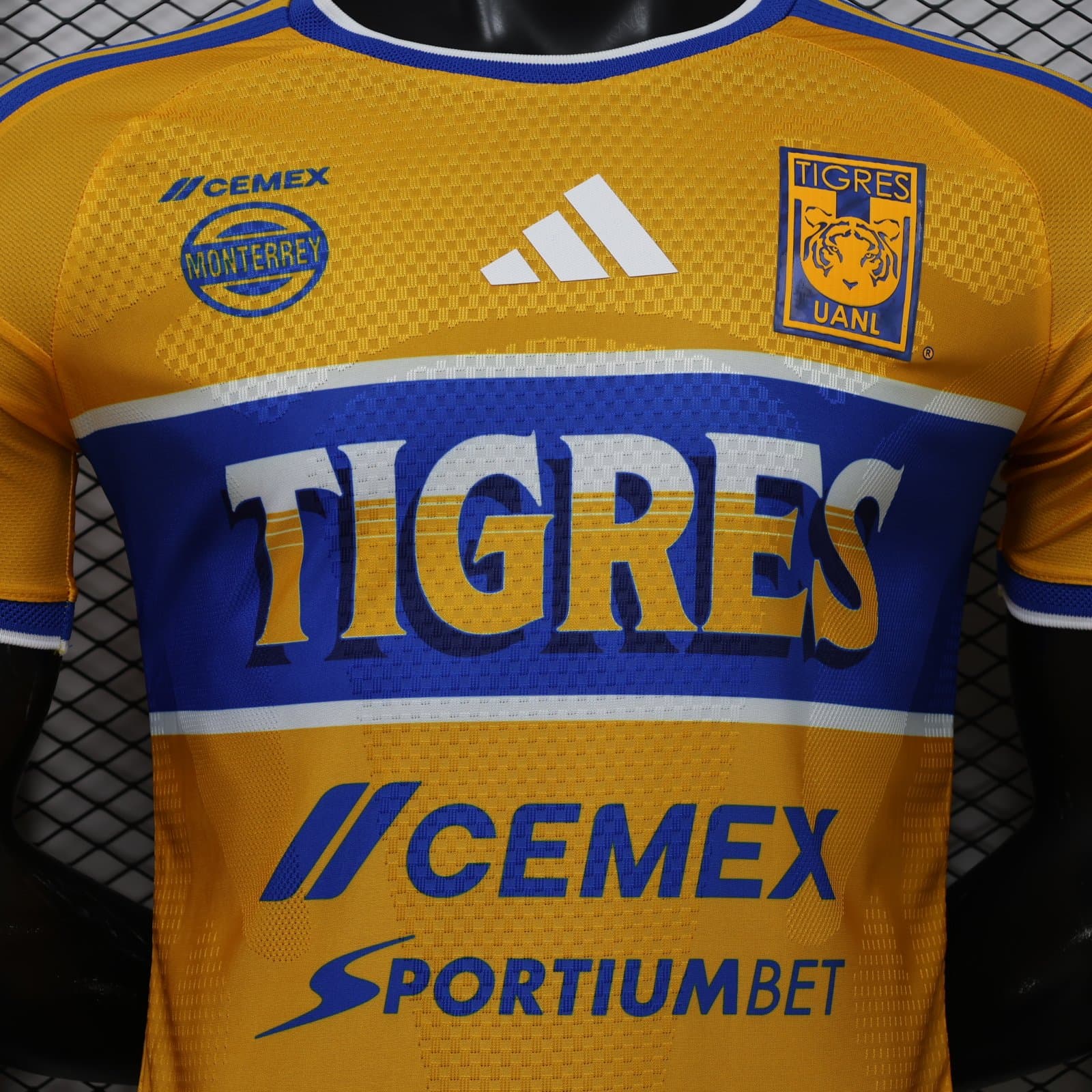 Tigres UANL 2026/27 1a Eq. (Ed. Jugador) — vista trasera