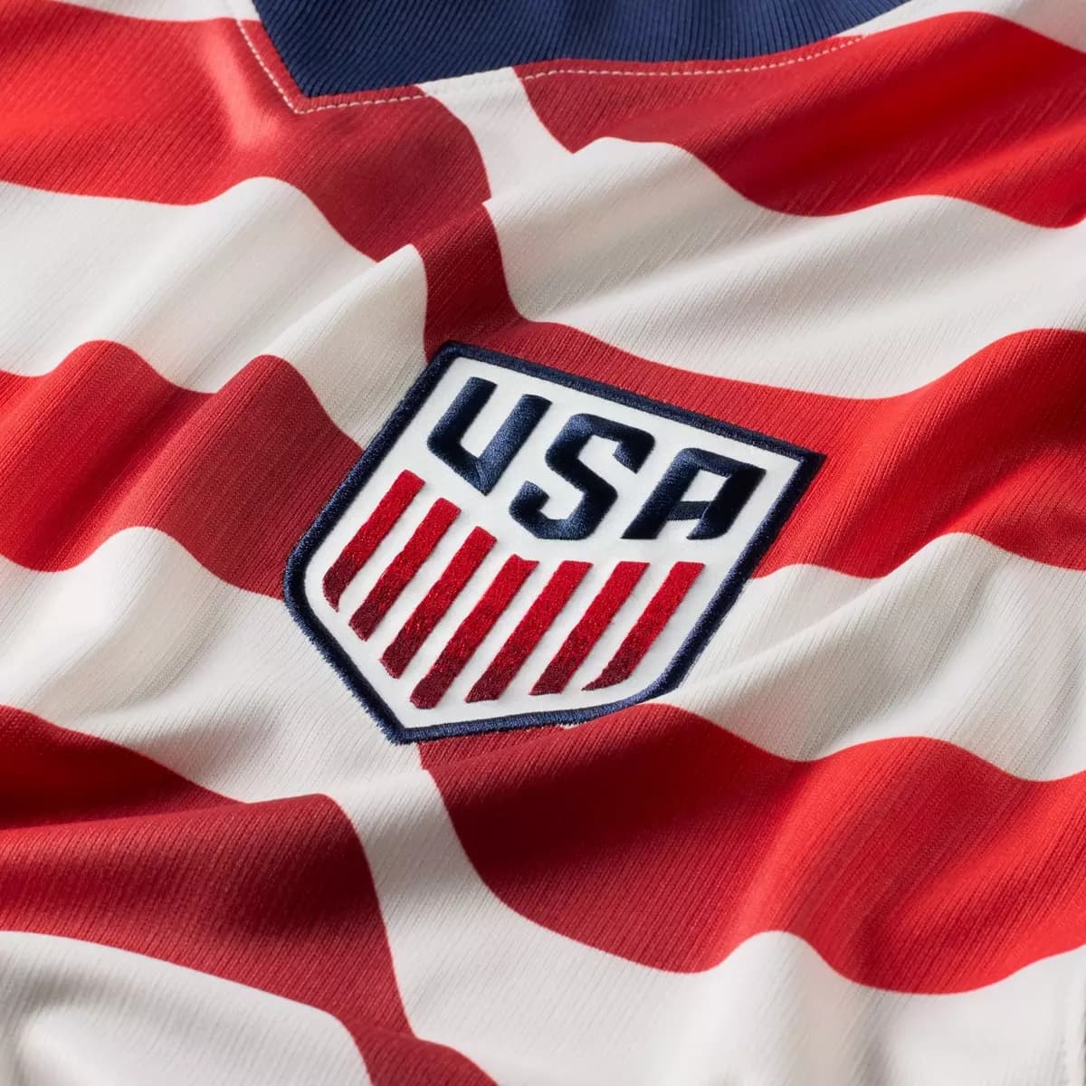 USA 2026 1a Eq. — vista trasera