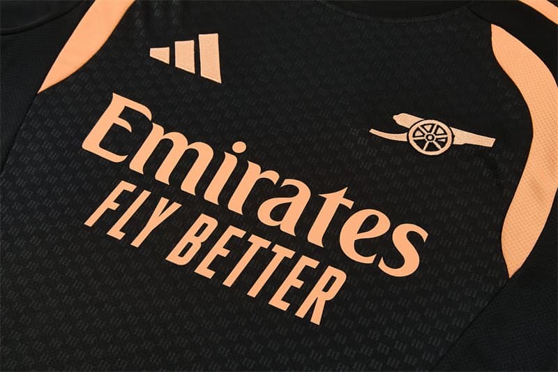 Arsenal 2026/27 Kit Entrenamiento Niño — vista trasera