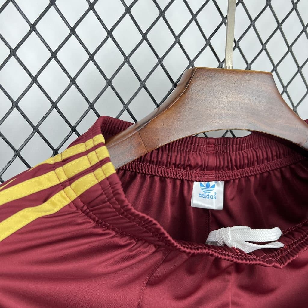 España 2026 Pantalón Rojo 2 Estrellas — detalle