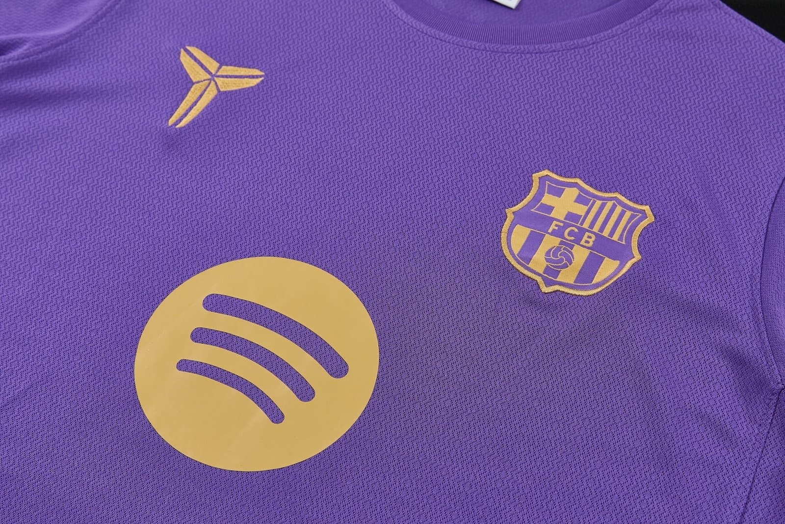 FC Barcelona 2026/27 Kit Entrenamiento 2 — vista trasera