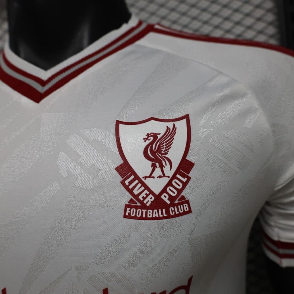 Liverpool 2026/27 2a Eq. (Ed. Jugador) — vista trasera