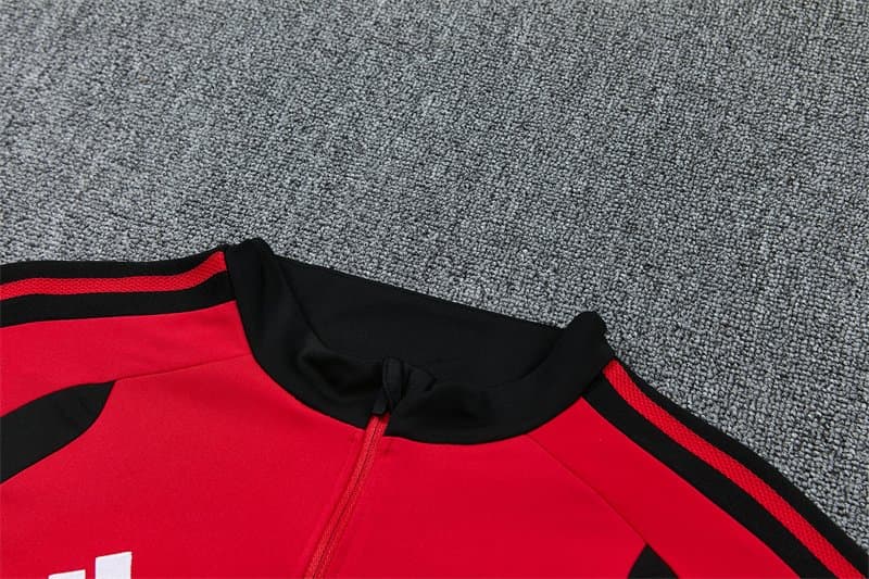 Man. United 2026/27 Chándal — detalle