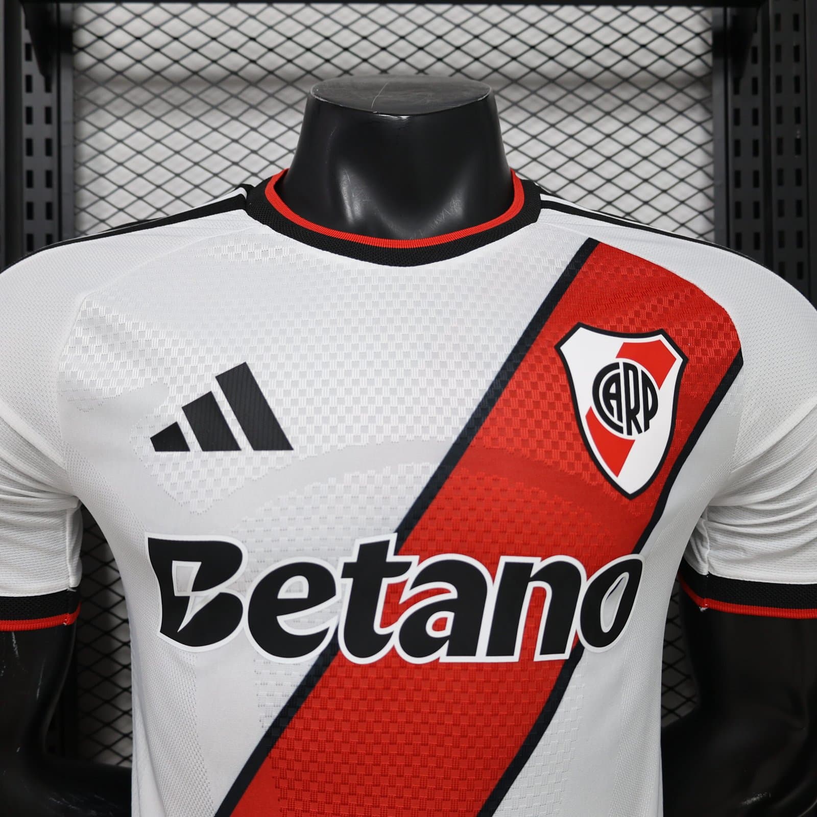 River Plate 2026/27 1ª Eq. (Ed. Jugador) — vista trasera