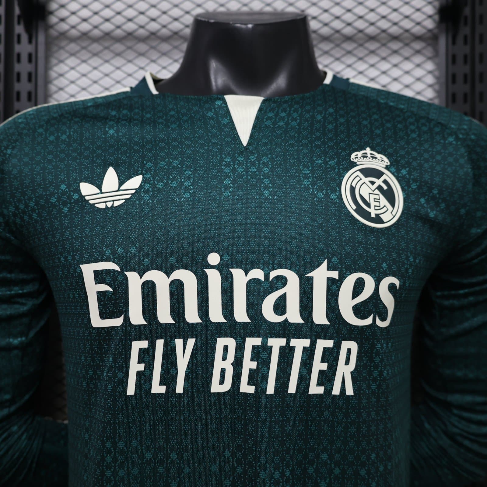 Real Madrid 2026/27 2a Eq. (Ed. Jugador) Manga Larga — vista trasera