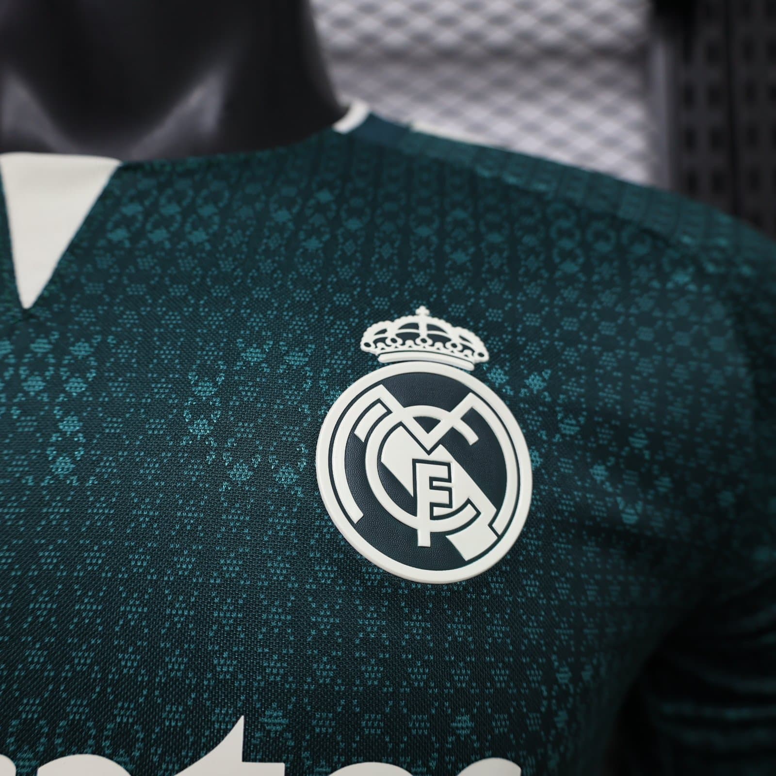 Real Madrid 2026/27 2a Eq. (Ed. Jugador) Manga Larga — detalle