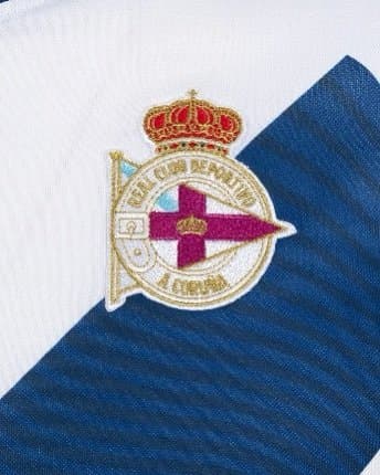Deportivo de La Coruña 2026/27 3a Eq. — vista trasera